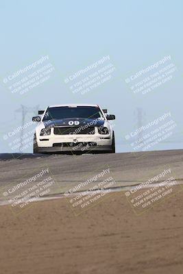 media/Oct-26-2025-CalClub SCCA (Sun) [[8ce1e69566]]/Group 4/Grapevine/